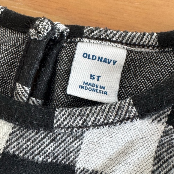 Old Navy black and white buffalo plaid size 5 - Picture 7 of 9